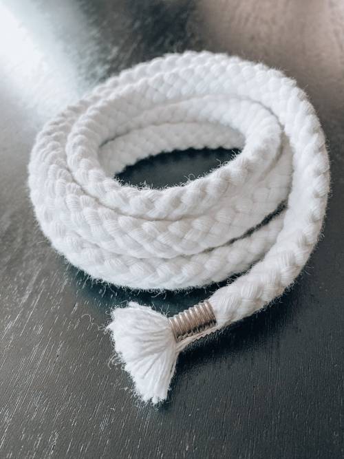 WHITE BELT (string)